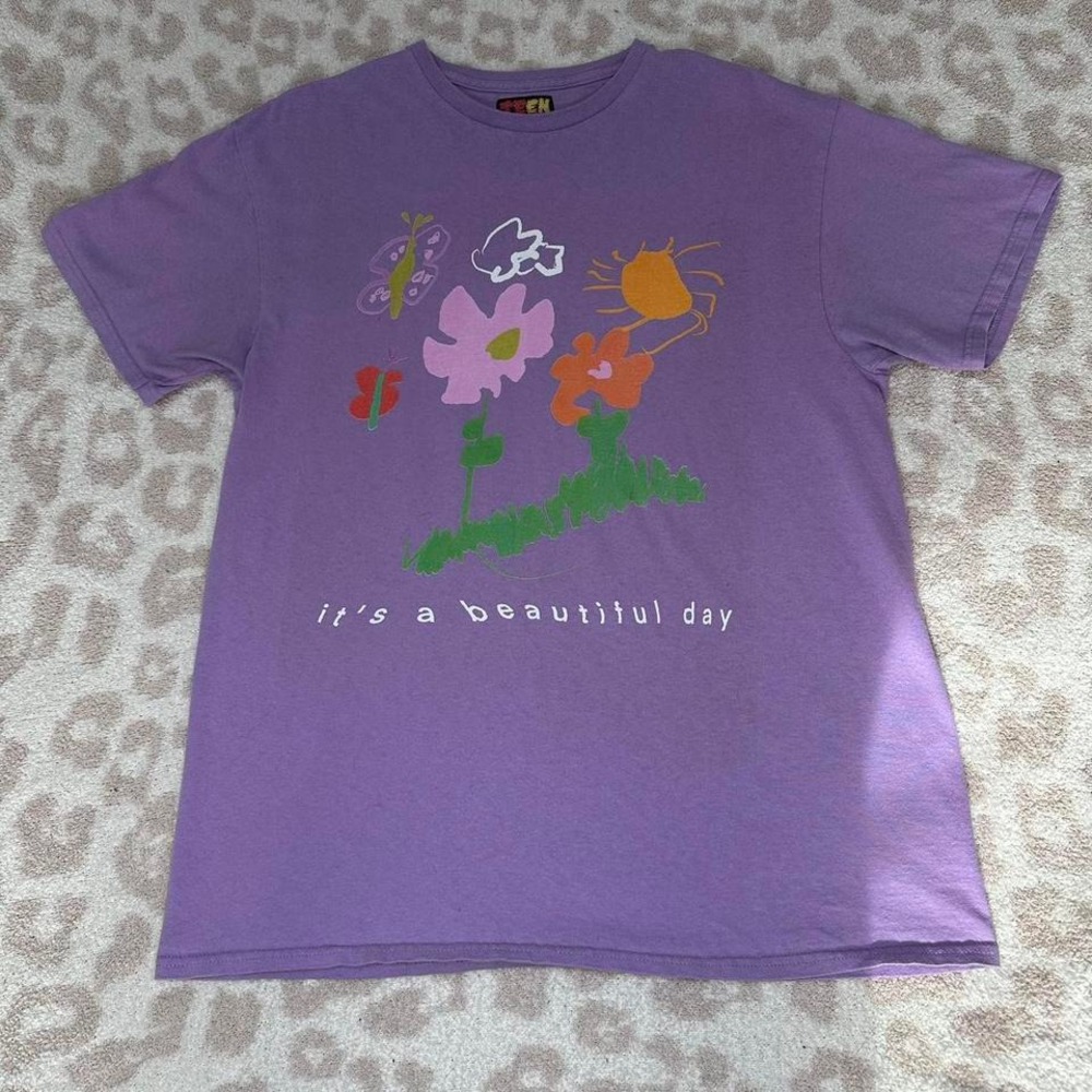 Teen Hearts Graphic T-Shirt Lavender Purple Large It's A‎ Beautiful Day G5
